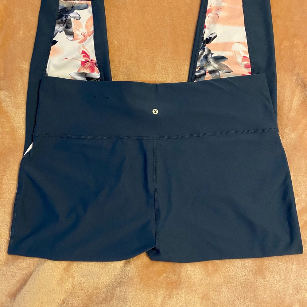Xersion Workout Pants - Picture 7 of 8